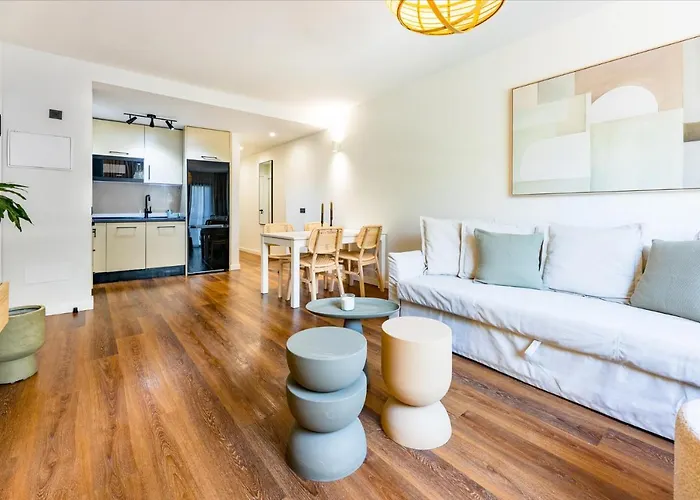 Beach Family By Holidayshome