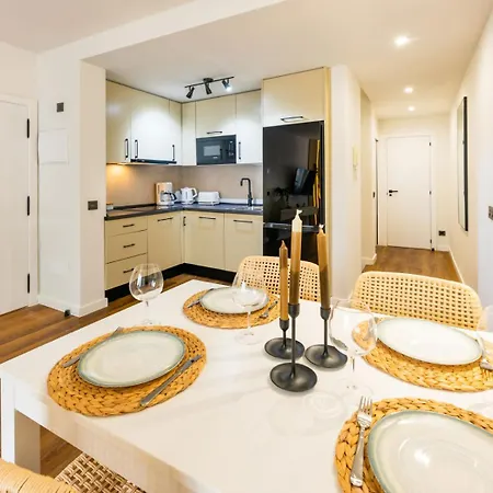 Beach Family By Holidayshome *